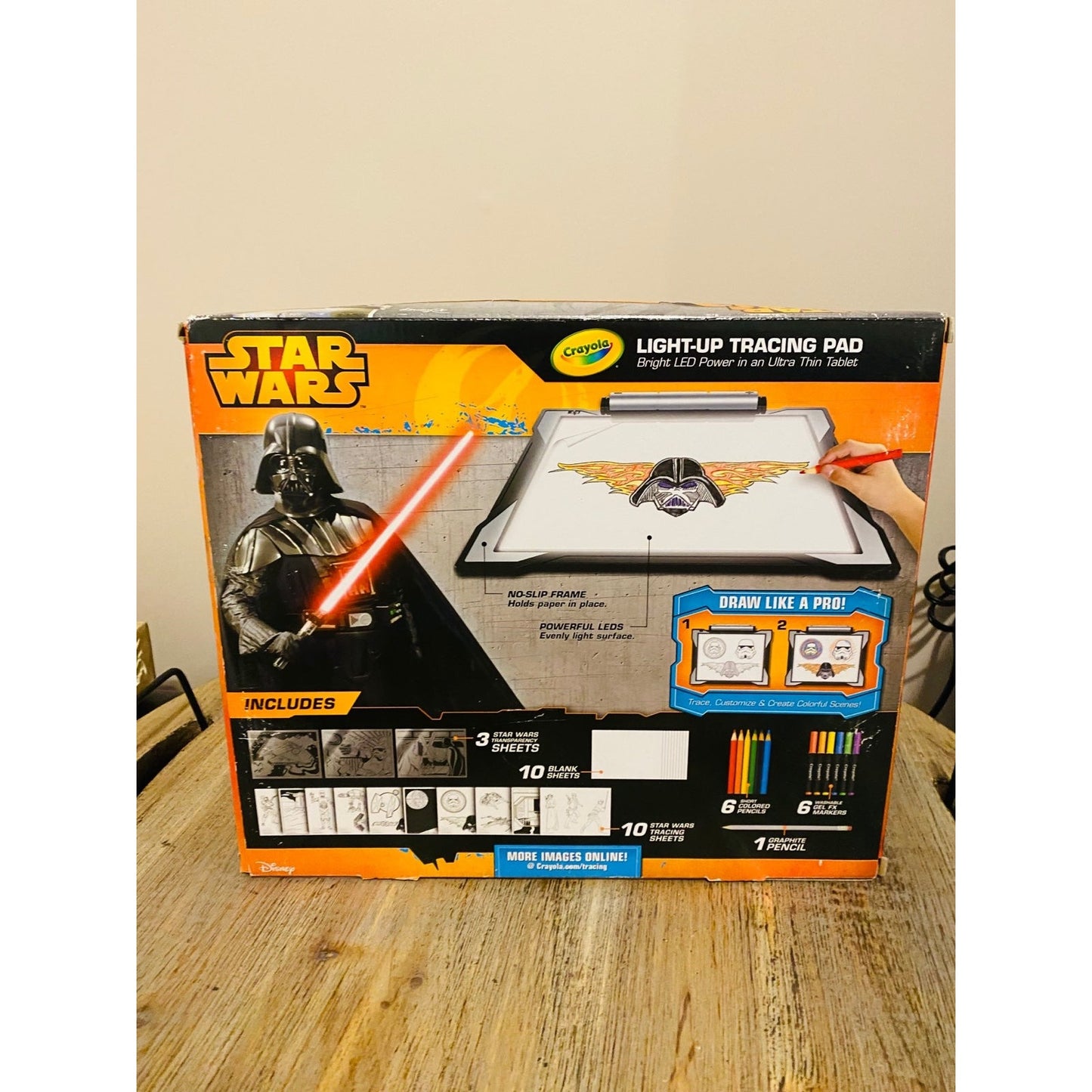 New Crayola Star Wars Light Up Tracing Pad