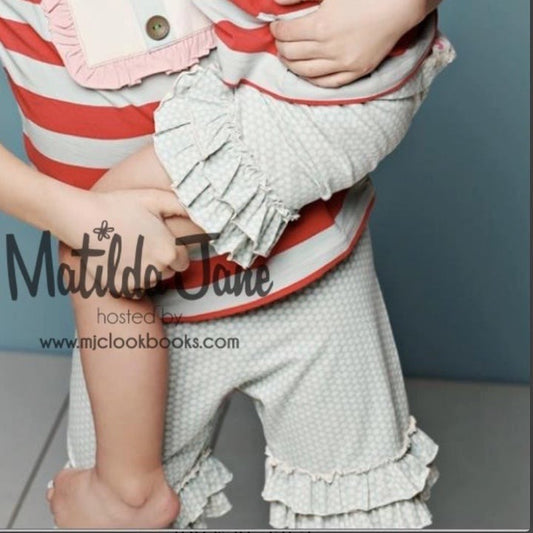 Size 6 Matilda Jane serendipity ruffle shorts