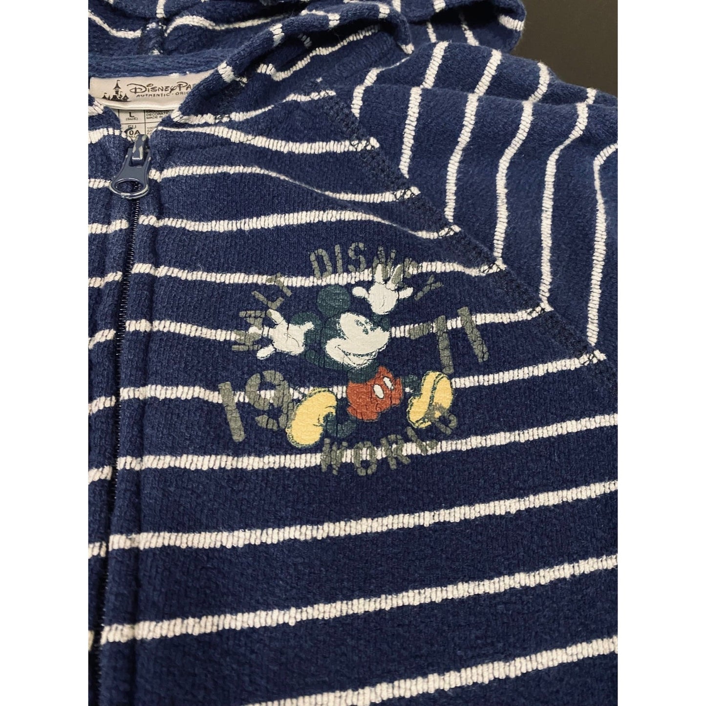 Youth Medium Disney Mickey Mouse hoodie