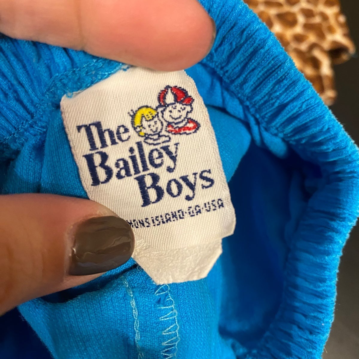 12 months Bailey Boys reversible giraffe ruffle outfit
