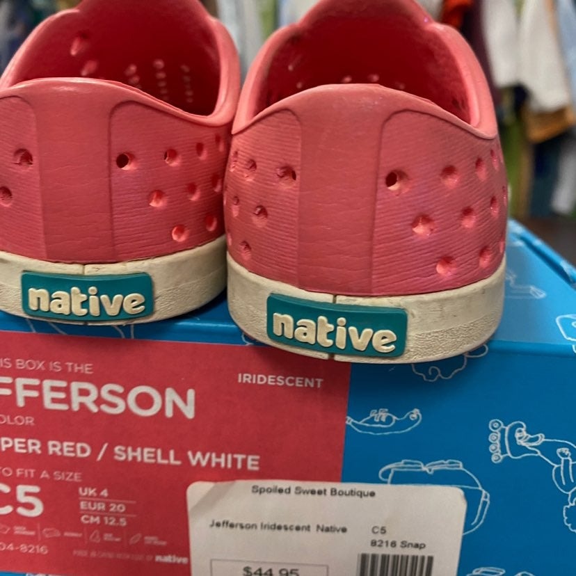 Size 5 pink sparkly Native jeffersons