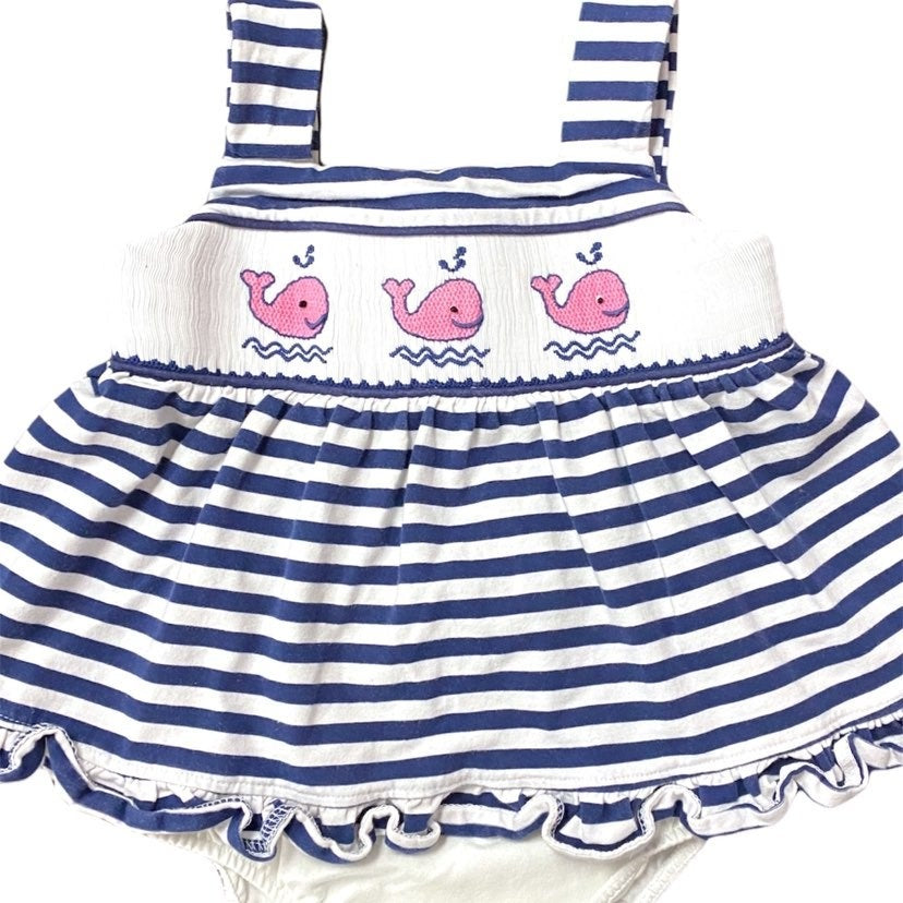 Size 4 smocked whale beach bloomer set
