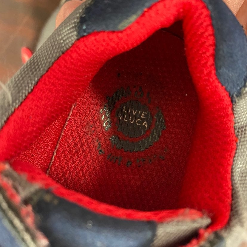 Size 9 Livie & Luca Sneakers