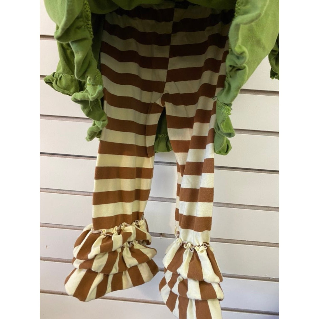 Size 4 fall ruffle Outfit