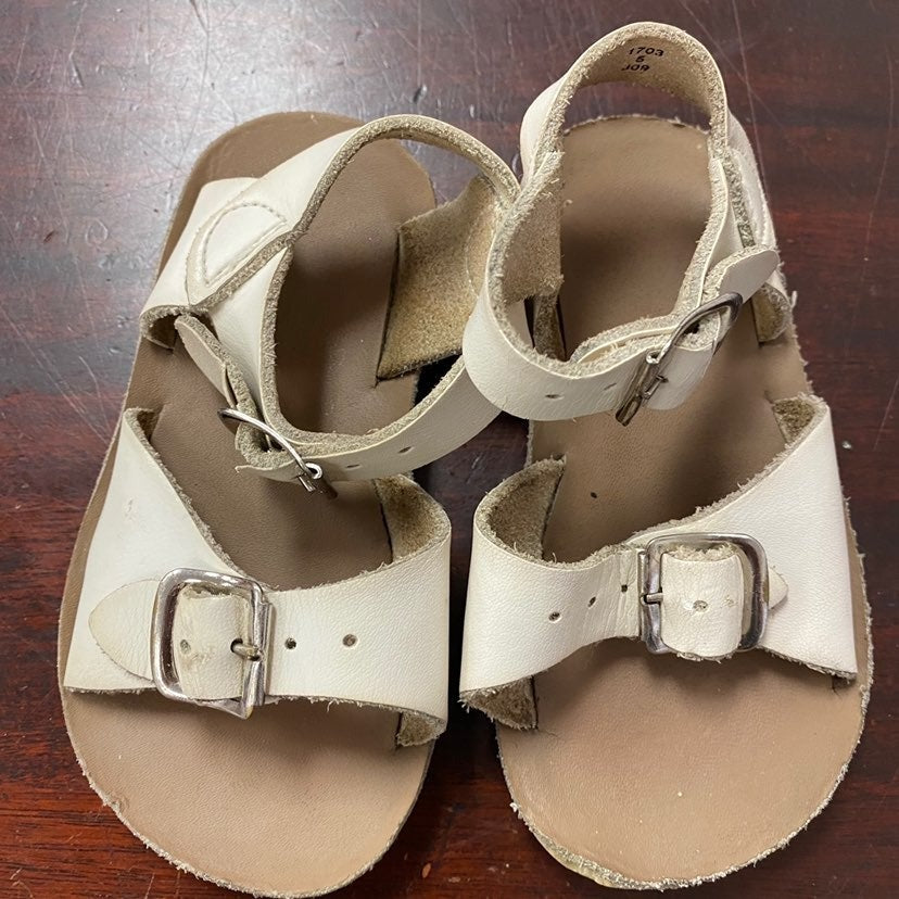 Size 5 sunsans surfer sandals