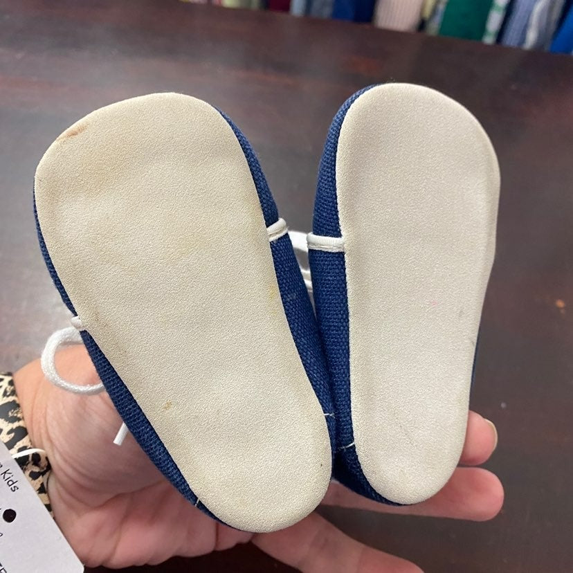 Vintage baby boys crib shoes