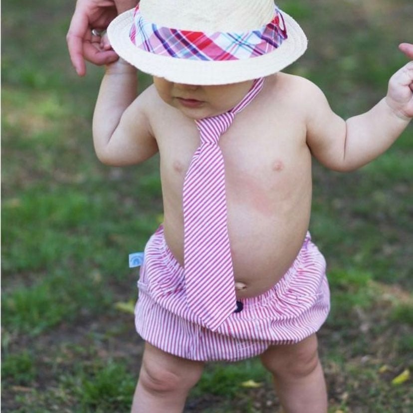 6-12 mos Rugged Butts diaper cover & tie