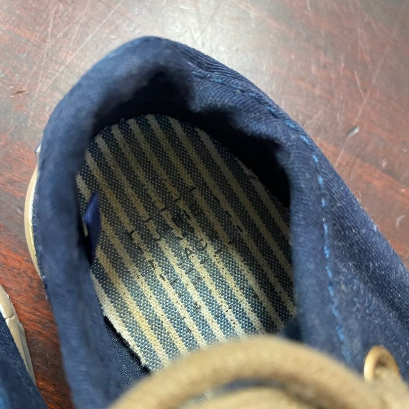 Size 6 vintage Janie & Jack sneakers