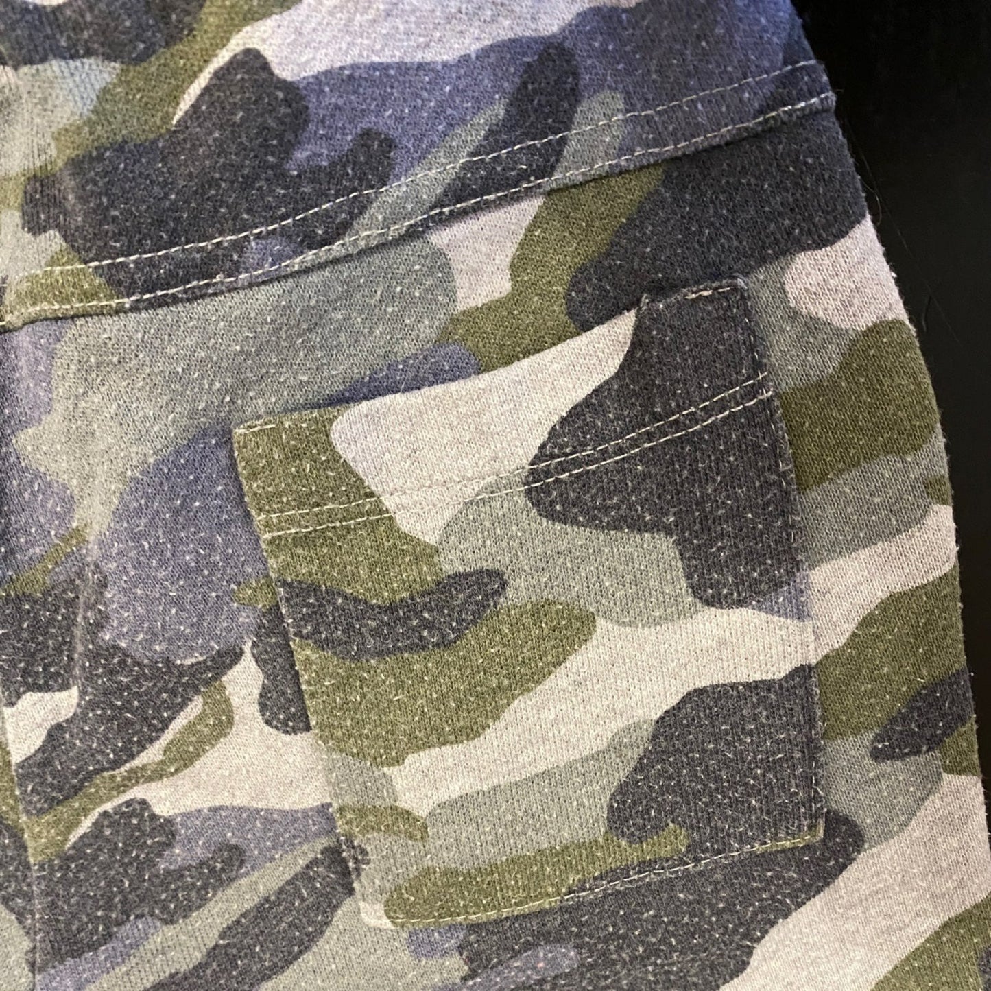 Size 6 Zara camo Shorts