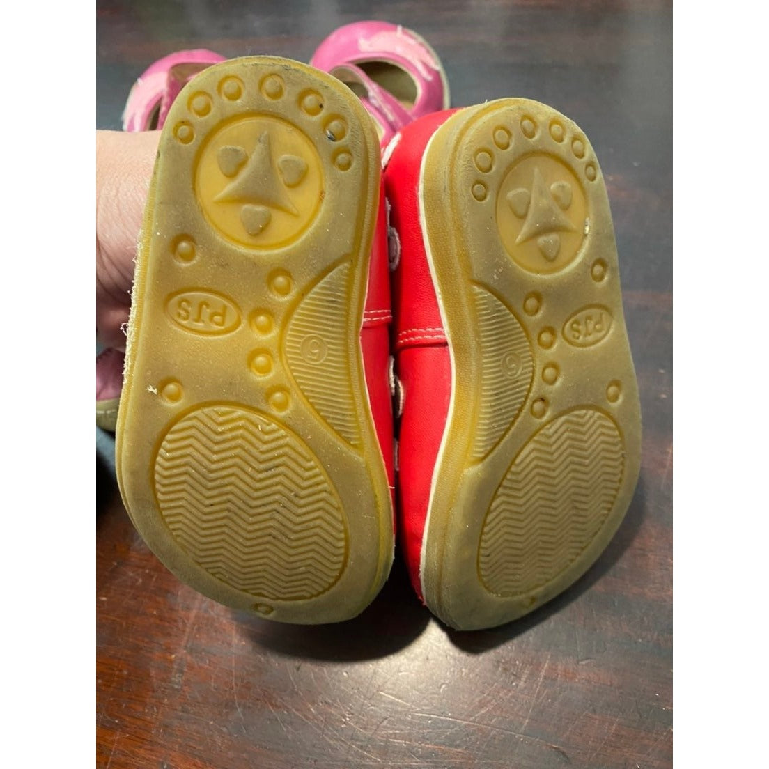 Girls 4/5 toddler shoe bundle Livie & Luca & Puddle Jumpers