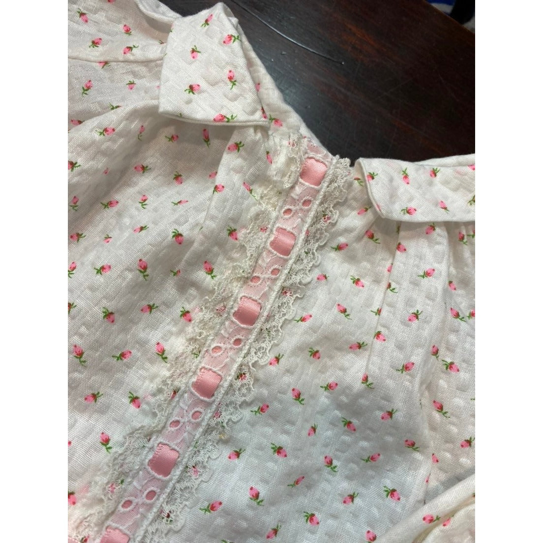 Vintage floral day gown and bonnet
