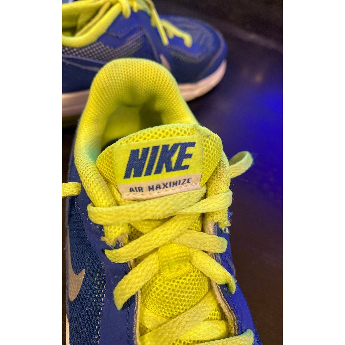Size 6 toddler Nike Air Max sneakers
