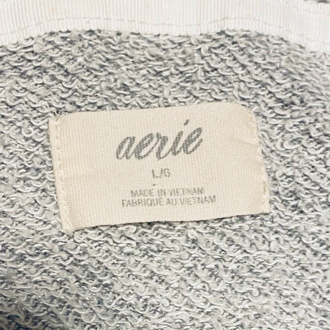 Size large American Eagle Aerie cropped bundle: hoodie & lace top