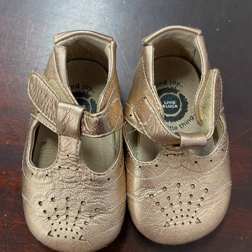 6-12 months Livie and Luca baby girls shoes