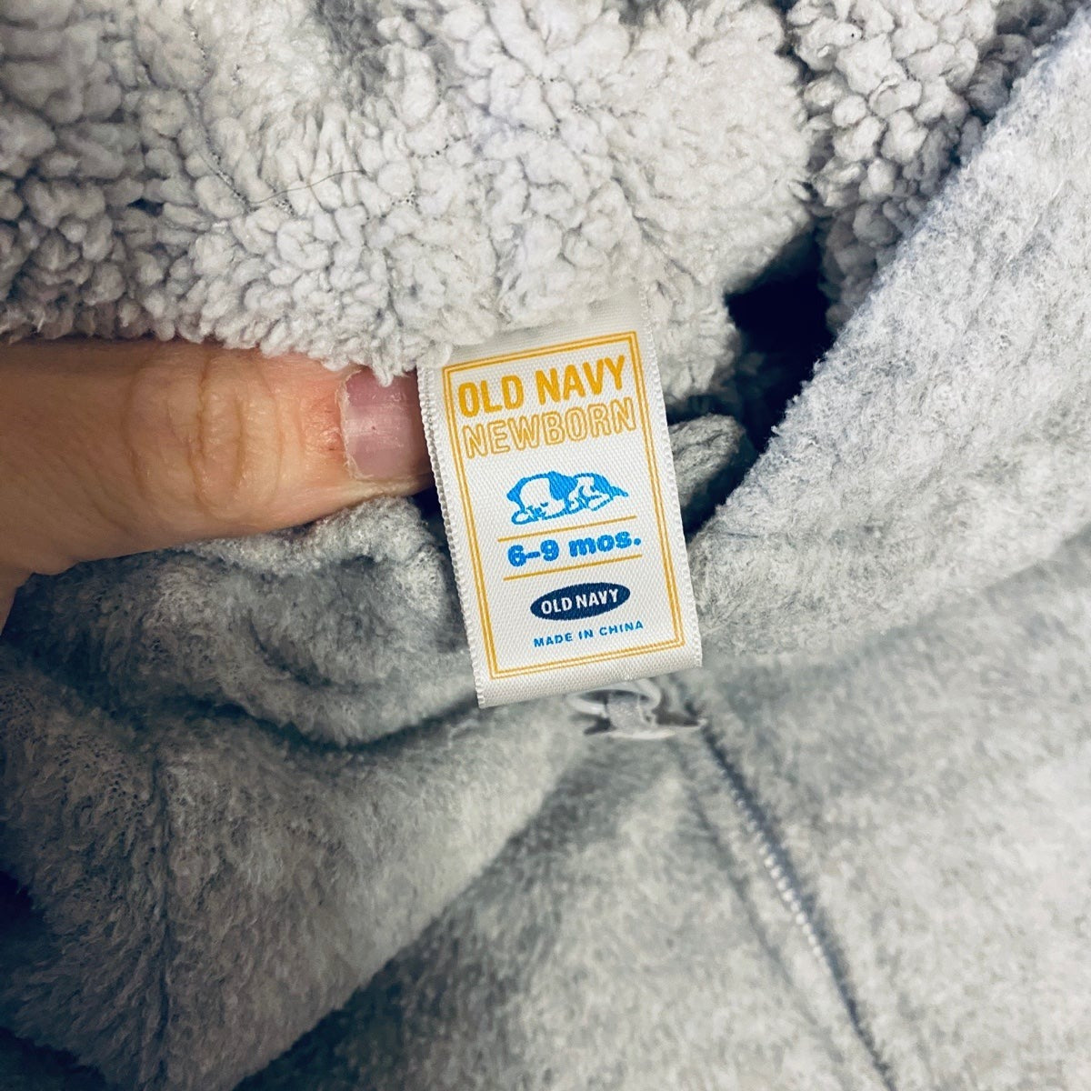 6-9 months Old Navy snowsuit
