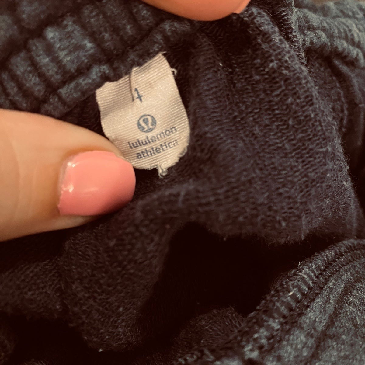 Size 4 Lululemon pullover
