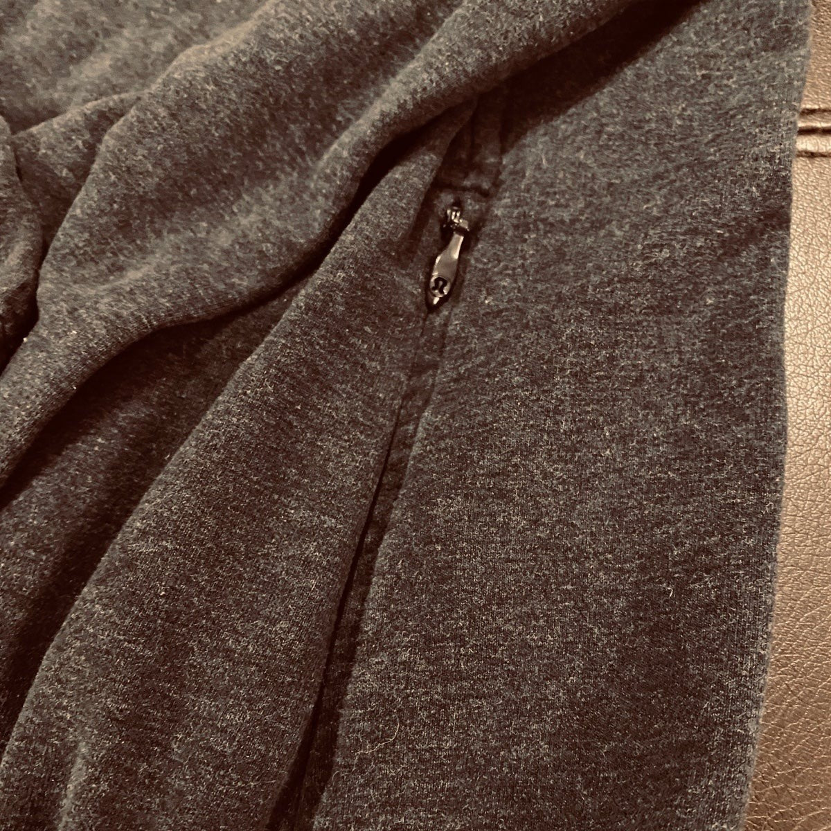 Size 4 Lululemon pullover