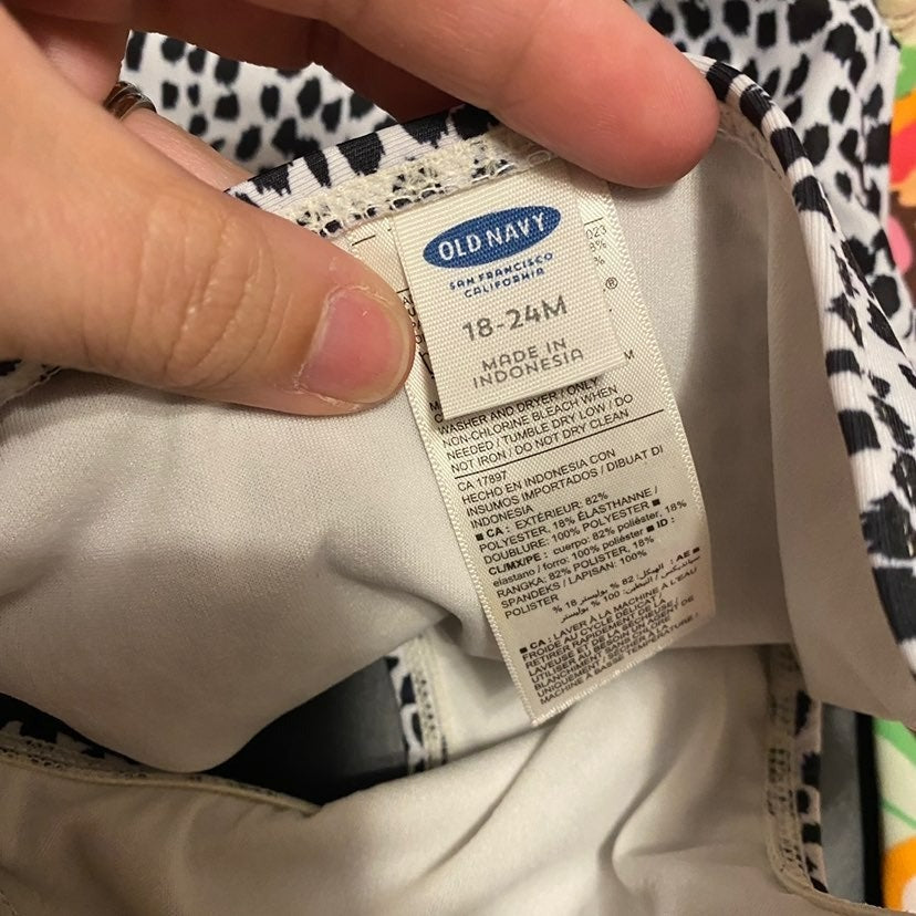 18-24 months baby girls Old Navy Swimsuit bundle