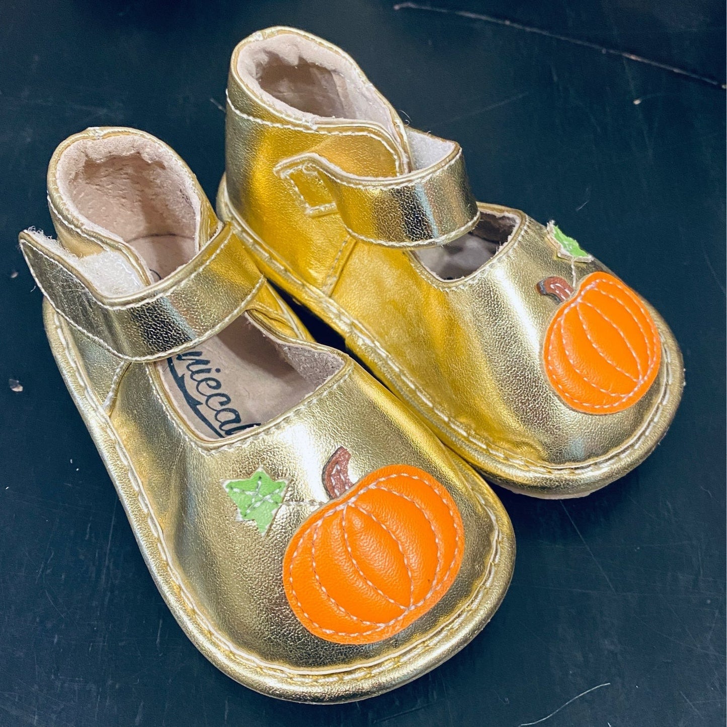 Size 3 pumpkin squeaker shoes