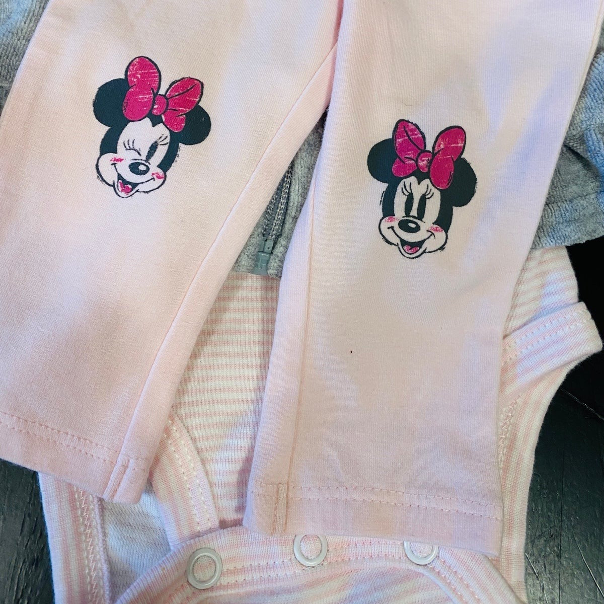 0-3 months Minnie Mouse bundle