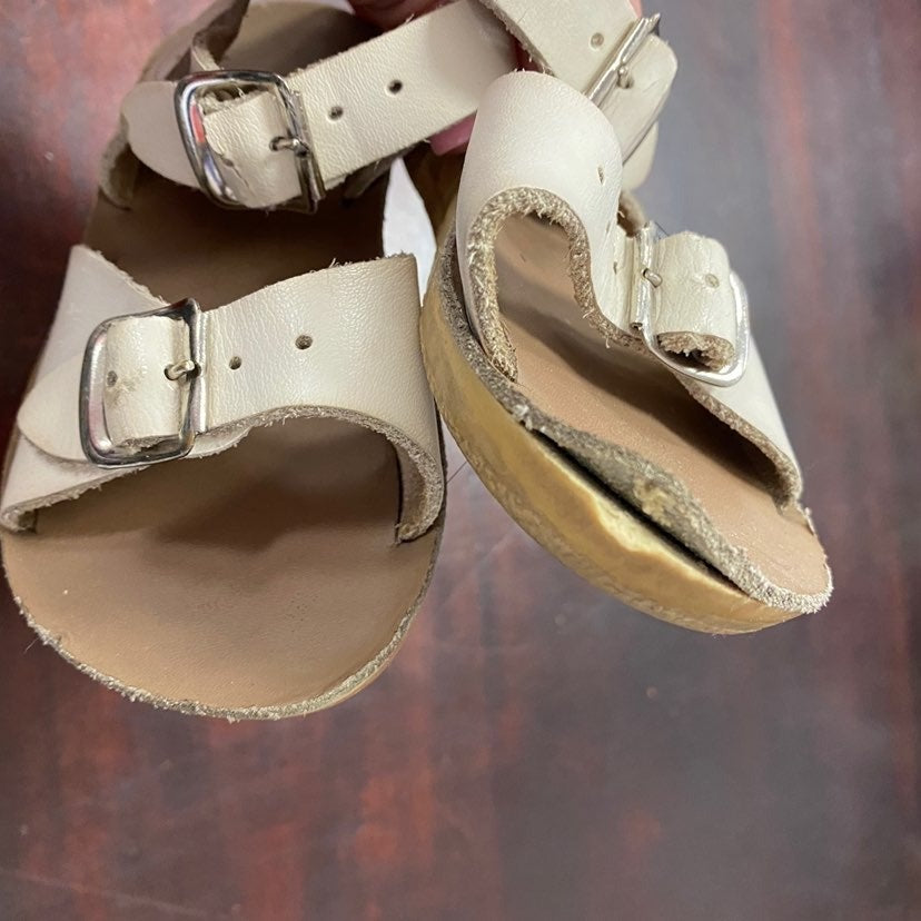 Size 5 sunsans surfer sandals