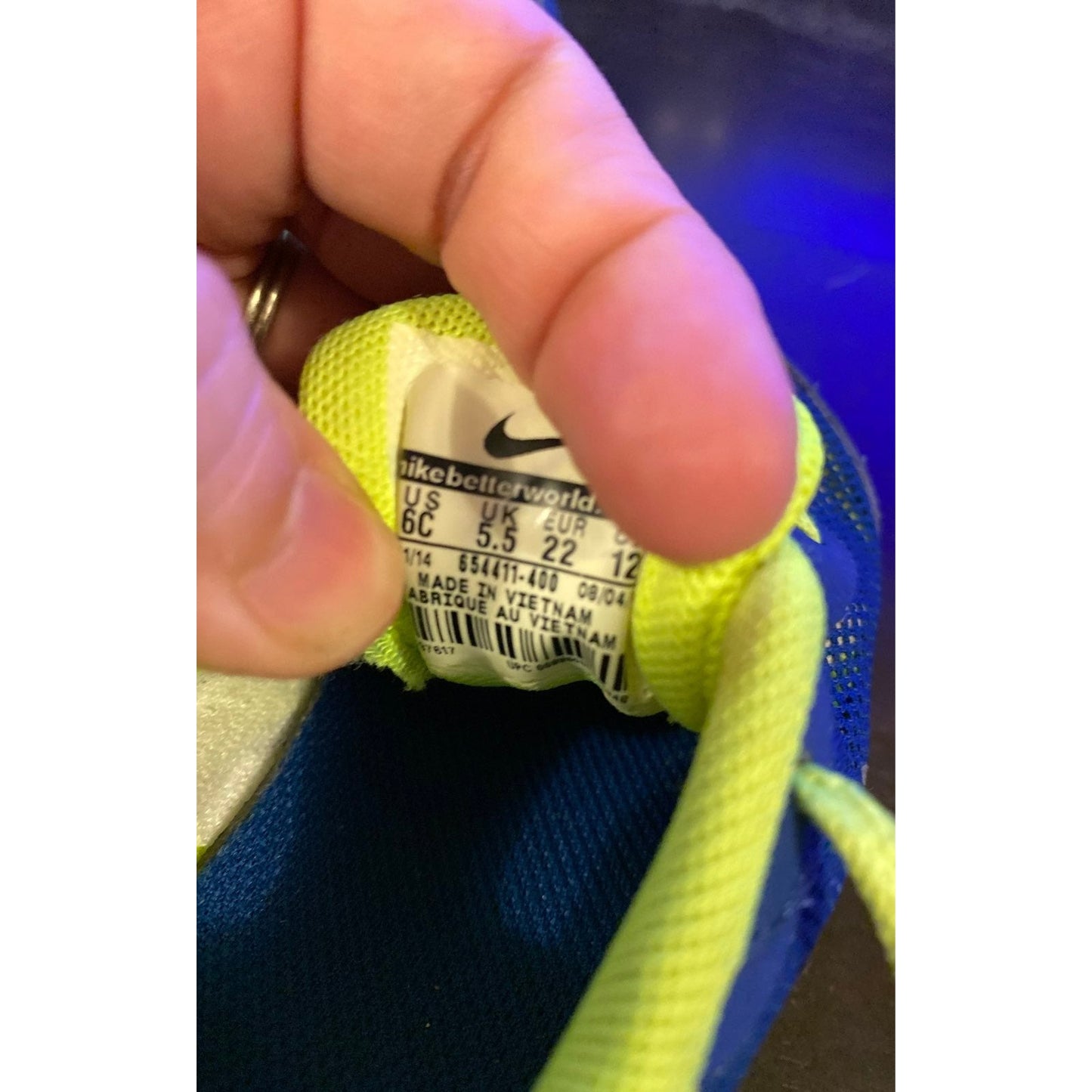 Size 6 toddler Nike Air Max sneakers