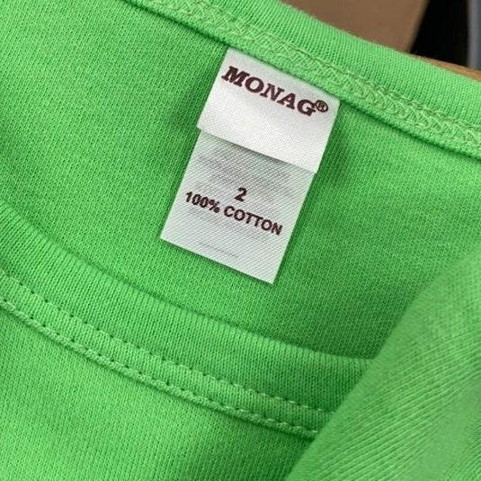 NEW Size 2 green Christmas ruffle top