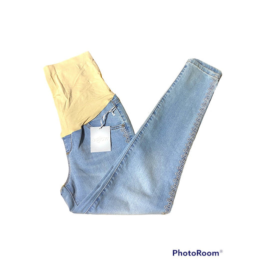 New Maternity Jeans Size 4 aglow