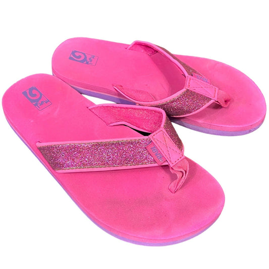 Size 4 pink Teva flip flops