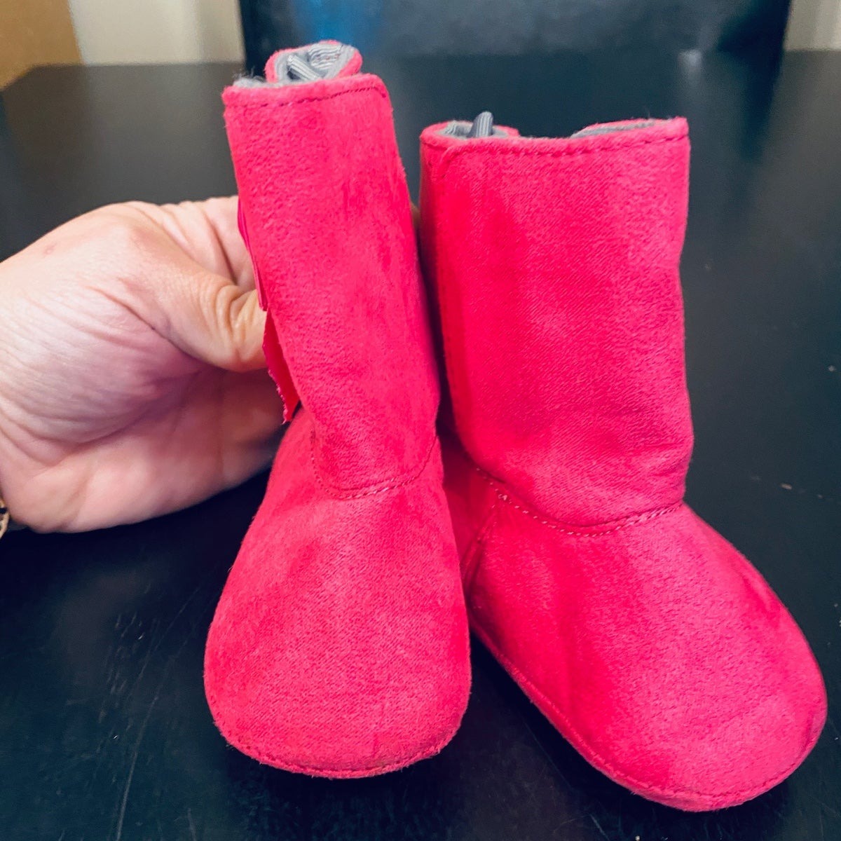 Baby girls size 2 hot pink boots