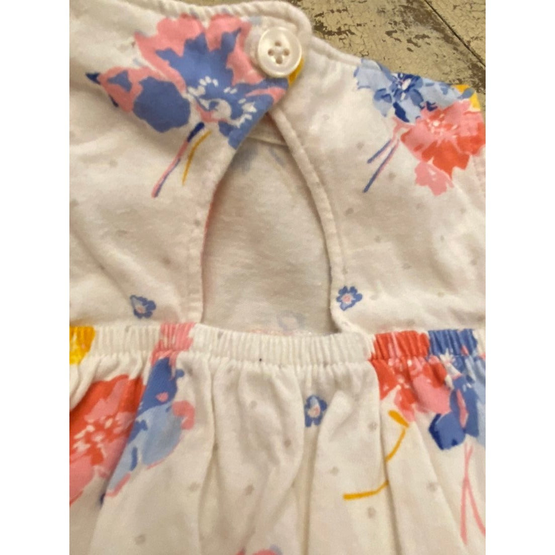 3-6 months Old Navy floral bubble