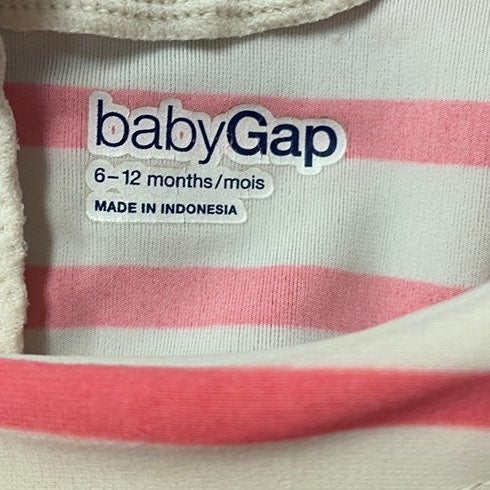 6-12 months baby Gap Swimsuit