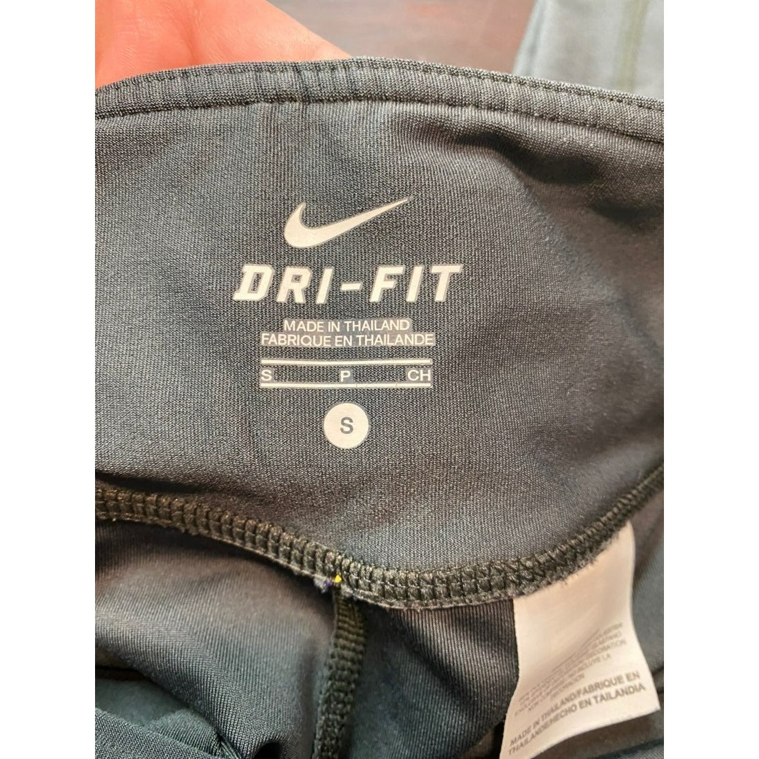 Nike dri fit Small yoga pants leggings