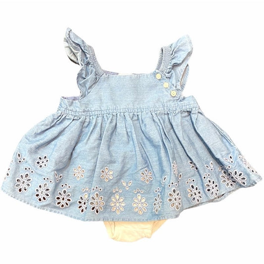 3-6 months baby Gap bloomer set