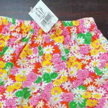 NEW GAP floral shorts 6-12 months