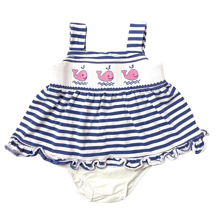 Size 4 smocked whale beach bloomer set