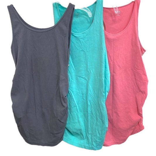 Size Medium maternity tank bundle