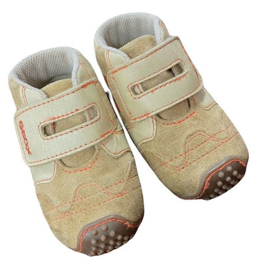 Toddler geox respira shoes size 4.5
