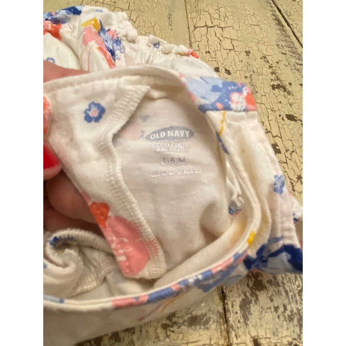 3-6 months Old Navy floral bubble